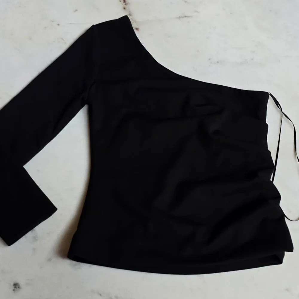 NWT Jet Black Luxe One Sleeve Shoulder Top Size US Medium AUS10 - Picture 6 of 12
